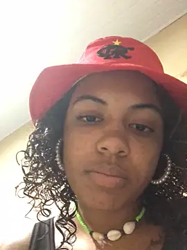 Lorennapires online show from October 22, 2025, 5:07 am