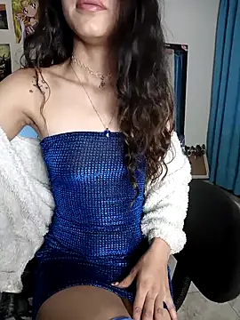 caramel doll   online show from October 18, 2025, 12:34 am