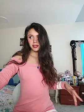 caramel doll   online show from November 27, 2025, 7:25 pm