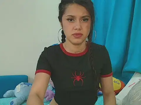Snapshot of caramel_doll__ chatting on June 14, 2026, 12:18 am caramel doll online show from June 14, 2026, 12:18 am