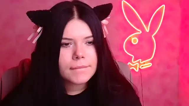 Mona Esty online show from November 25, 2025, 6:47 am