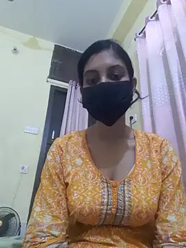 teen girl 07 online show from November 7, 2025, 3:44 am