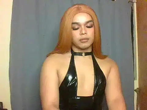 TarahFox online show from October 24, 2025, 5:34 pm