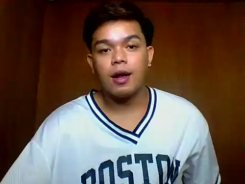 TarahFox online show from November 28, 2025, 7:03 pm