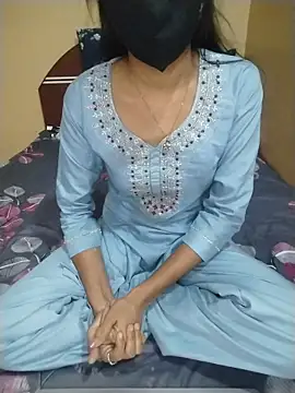 swethareddyy9119 online show from November 29, 2025, 2:28 pm