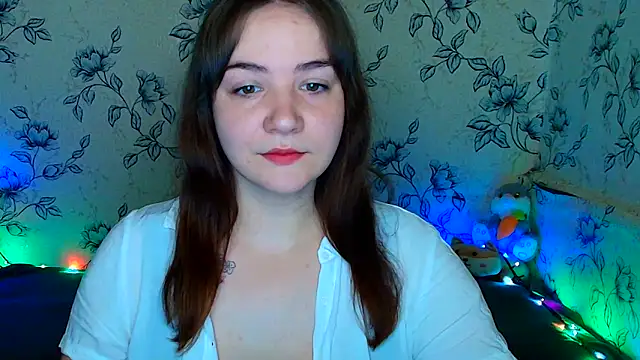 OliviaMontgommery online show from May 26, 2026, 1:42 pm