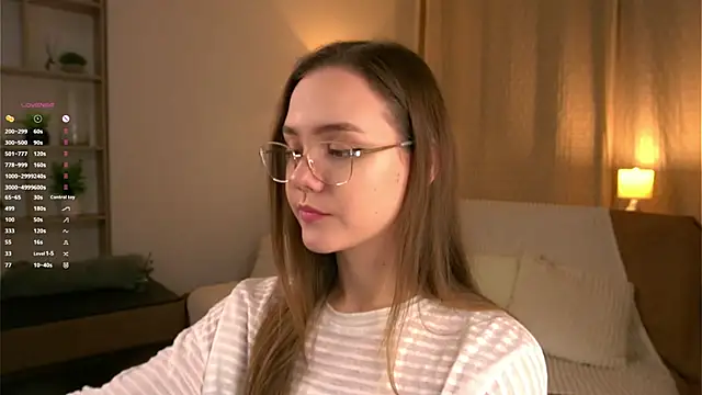 Snapshot of SweetSaraPie chatting on February 26, 2026, 5:57 pm SweetSaraPie online show from February 26, 2026, 5:57 pm