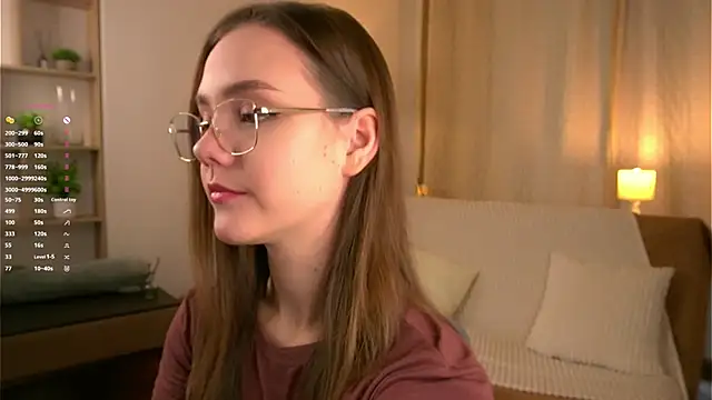 Snapshot of SweetSaraPie chatting on February 5, 2026, 6:09 am SweetSaraPie online show from February 5, 2026, 6:09 am