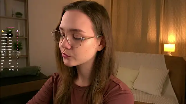 Snapshot of SweetSaraPie chatting on February 16, 2026, 5:00 pm SweetSaraPie online show from February 16, 2026, 5:00 pm