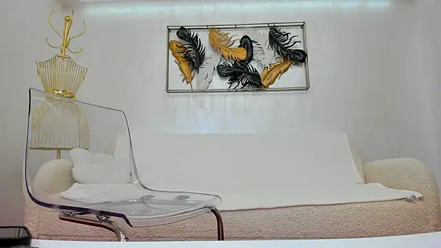 VikaFever online show from October 10, 2025, 4:02 am