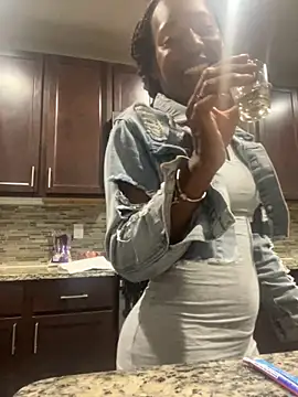Giselledabodyyy online show from November 15, 2025, 7:12 am