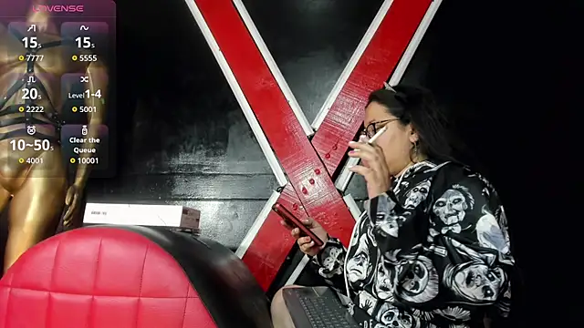 Xander Taylor  online show from October 7, 2025, 11:28 pm