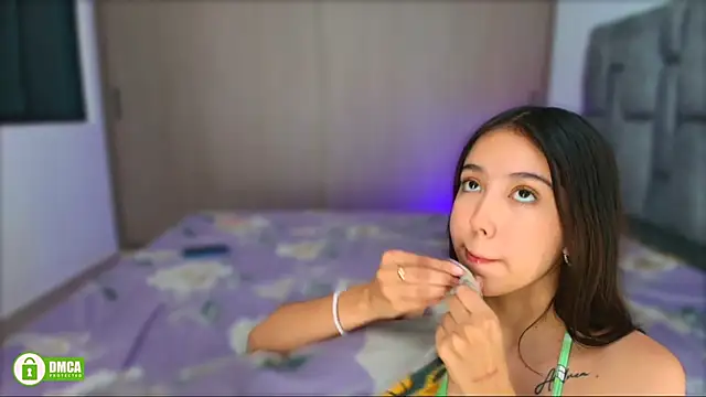 steiisy599 online show from November 25, 2025, 2:45 am