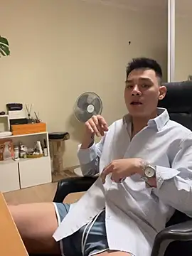 latava online show from November 8, 2025, 3:15 pm