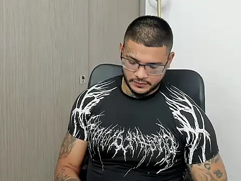 Snapshot of MICHELL_ARTHUS_ chatting on March 16, 2026, 7:05 pm MICHELL ARTHUS online show from March 16, 2026, 7:05 pm