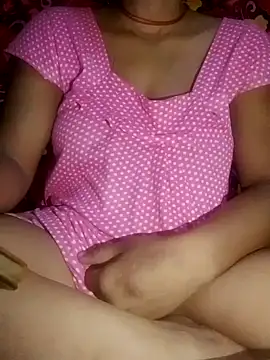 Snapshot of CUT_MOM chatting on October 21, 2025, 4:06 pm CUT MOM online show from October 21, 2025, 4:06 pm