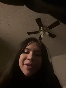 Snapshot of jynx420friendly101 chatting on October 3, 2025, 3:41 am jynx420friendly101 online show from October 3, 2025, 3:41 am