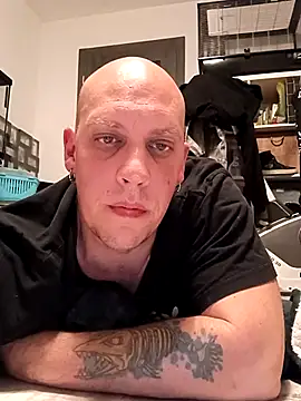 Snapshot of Kobradera1984 chatting on November 20, 2025, 11:03 pm Kobradera1984 online show from November 20, 2025, 11:03 pm