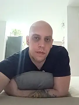 Snapshot of Kobradera1984 chatting on February 22, 2026, 8:54 pm Kobradera1984 online show from February 22, 2026, 8:54 pm