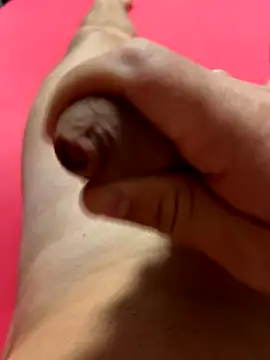 GiNo 93 online show from November 17, 2025, 4:49 am