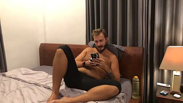 mrmaxiy online show from March 5, 2026, 11:29 am