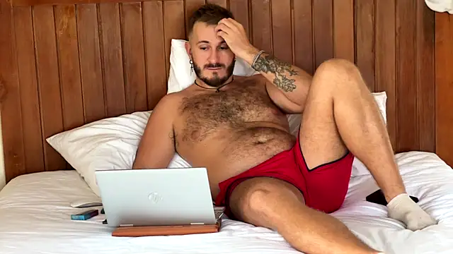 mrmaxiy online show from June 4, 2026, 9:03 am
