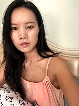 Mile-m online show from October 10, 2025, 2:45 am