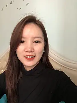 Mile-m online show from December 21, 2025, 6:15 am