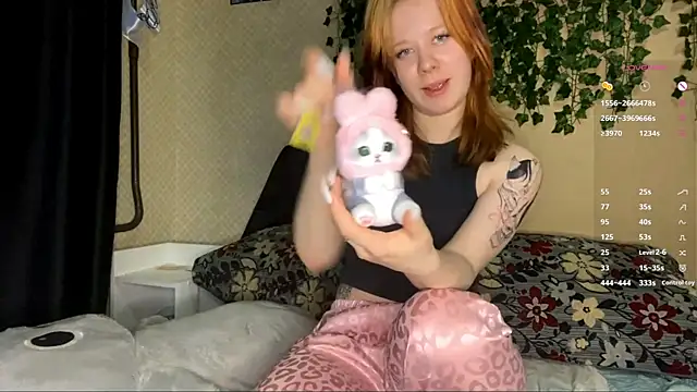 AnitaVanruiten online show from November 2, 2025, 4:06 am