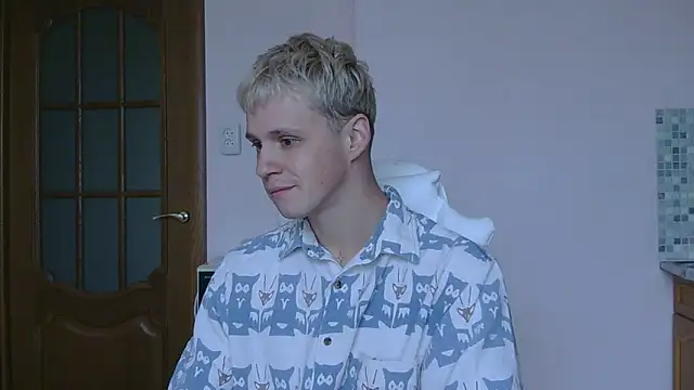  Timmy Boy  online show from October 28, 2025, 9:19 am