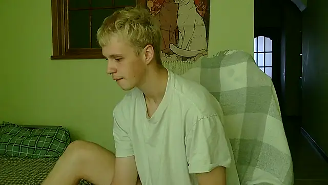  Timmy Boy  online show from October 15, 2025, 7:16 am