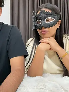 Snapshot of vickyandtania chatting on January 18, 2026, 4:43 pm vickyandtania online show from January 18, 2026, 4:43 pm