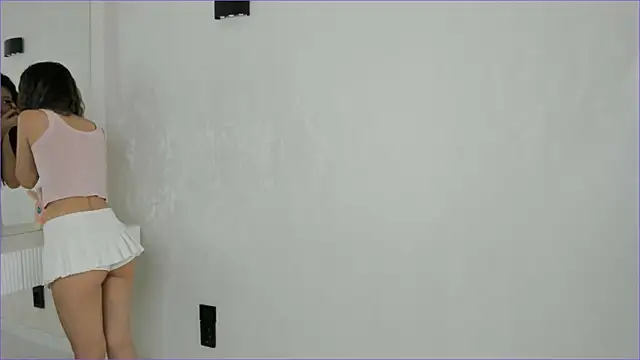 aizury chi online show from November 2, 2025, 10:31 am