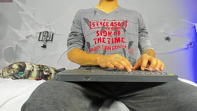 2 fire online show from October 24, 2025, 8:41 pm