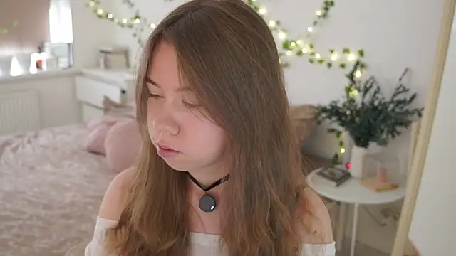 melon sugar  online show from November 14, 2025, 10:52 am