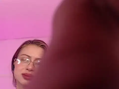 Blondie Kat online show from October 10, 2025, 12:17 pm