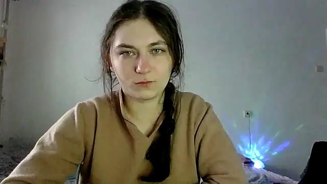 Twolatte1520 online show from February 6, 2026, 10:33 am