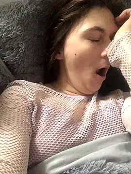 Snapshot of Twolatte1520 chatting on October 26, 2025, 10:15 am Twolatte1520 online show from October 26, 2025, 10:15 am