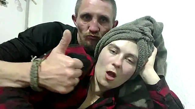 Twolatte1520 online show from March 1, 2026, 9:15 pm