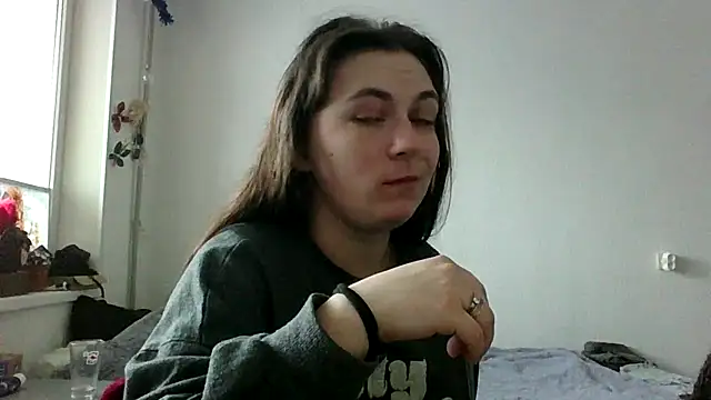 Twolatte1520 online show from March 26, 2026, 10:35 am