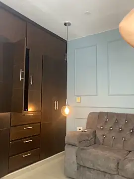 Rose monroee online show from February 5, 2026, 6:15 pm