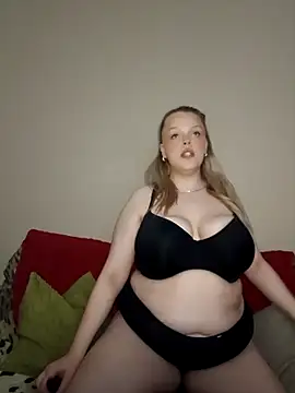 AuroraMaexox online show from October 16, 2025, 8:17 pm