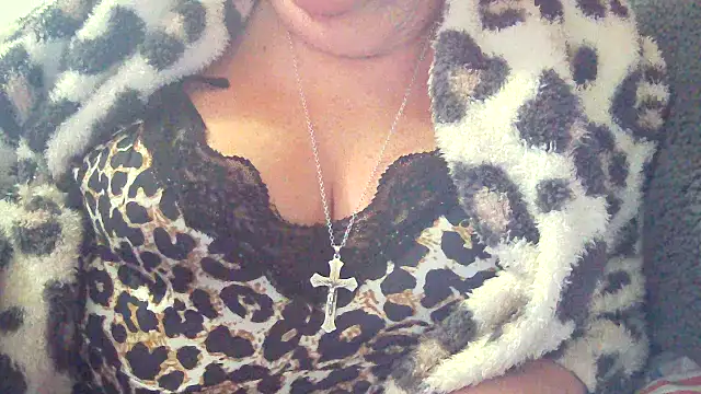 Snapshot of Playful_MILF_Demi chatting on February 13, 2026, 11:05 pm Playful MILF Demi online show from February 13, 2026, 11:05 pm