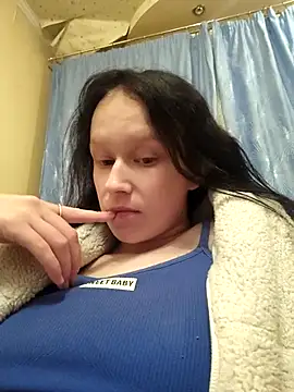 Snapshot of AlettaPaltrova chatting on October 16, 2025, 11:46 pm AlettaPaltrova online show from October 16, 2025, 11:46 pm