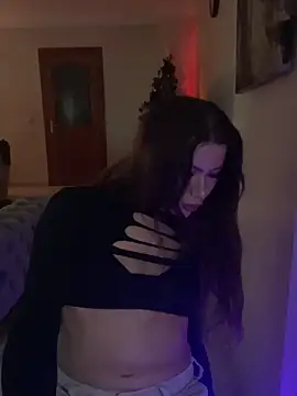 LyraEva online show from February 10, 2026, 2:32 am