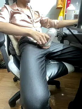 Wuza-H online show from October 24, 2025, 4:22 am