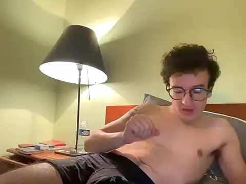 Poeta98xh online show from October 13, 2025, 6:09 pm