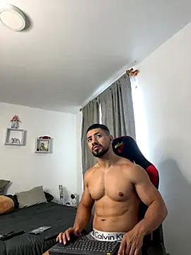 Ezzio Scolaro online show from October 29, 2025, 12:26 pm