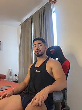 Ezzio Scolaro online show from March 24, 2026, 9:48 pm