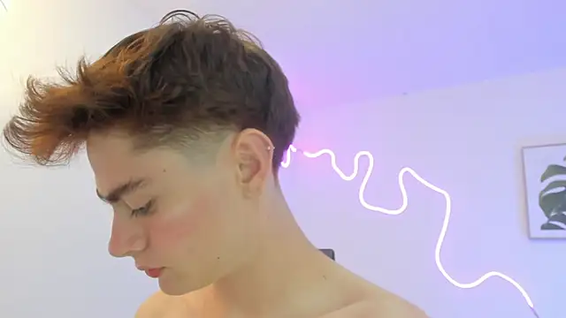 Sam Clark online show from November 3, 2025, 3:45 am